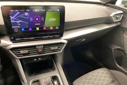 musta SEAT Leon Sportstourer 2021 kuva 21.