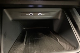 musta SEAT Leon Sportstourer 2021 kuva 23.