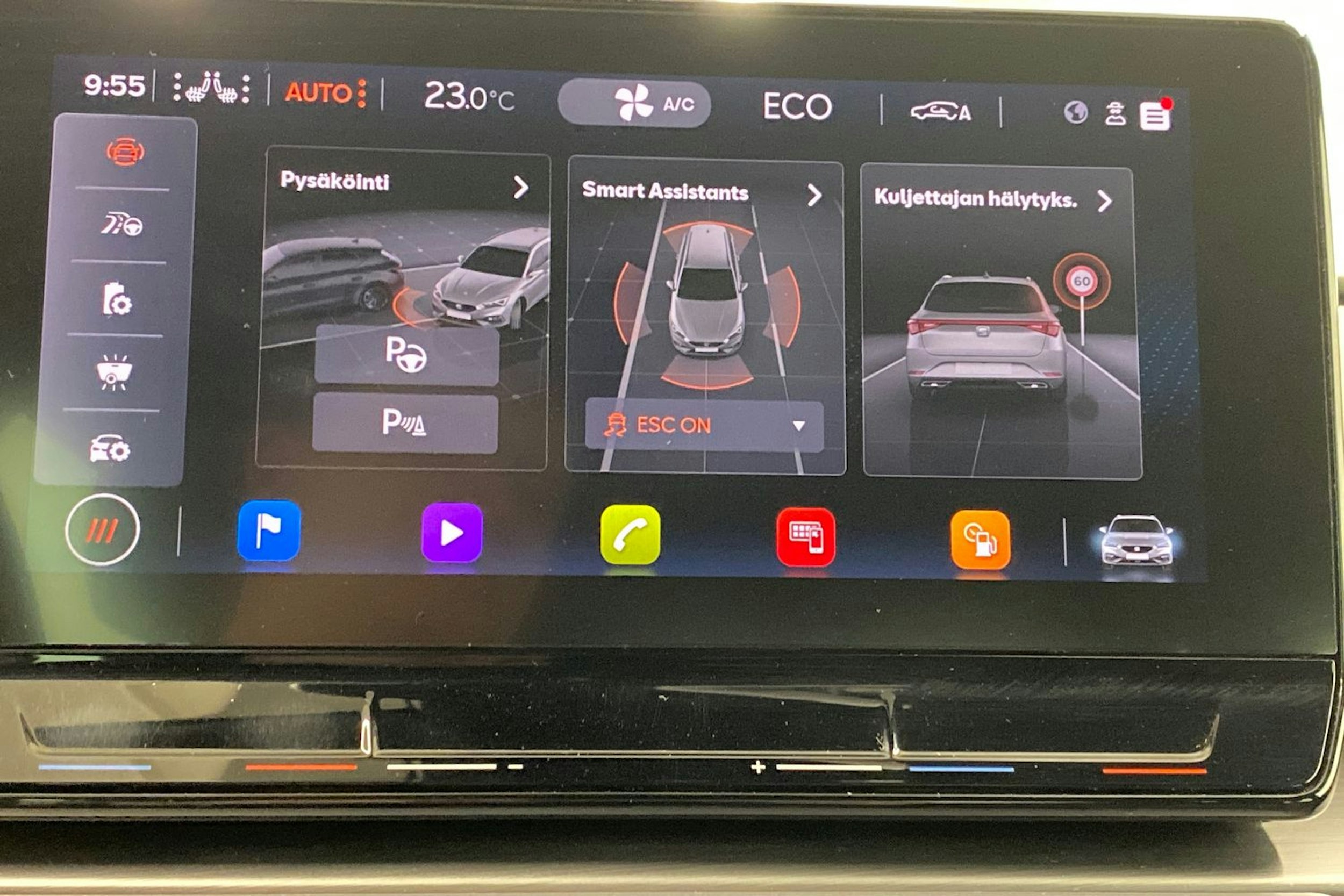 musta SEAT Leon Sportstourer 2021 kuva 27.