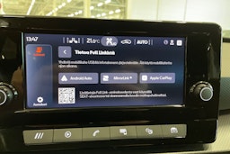 valkoinen SEAT Leon Sportstourer 2021 kuva 24.