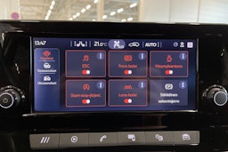 valkoinen SEAT Leon Sportstourer 2021 kuva 25.