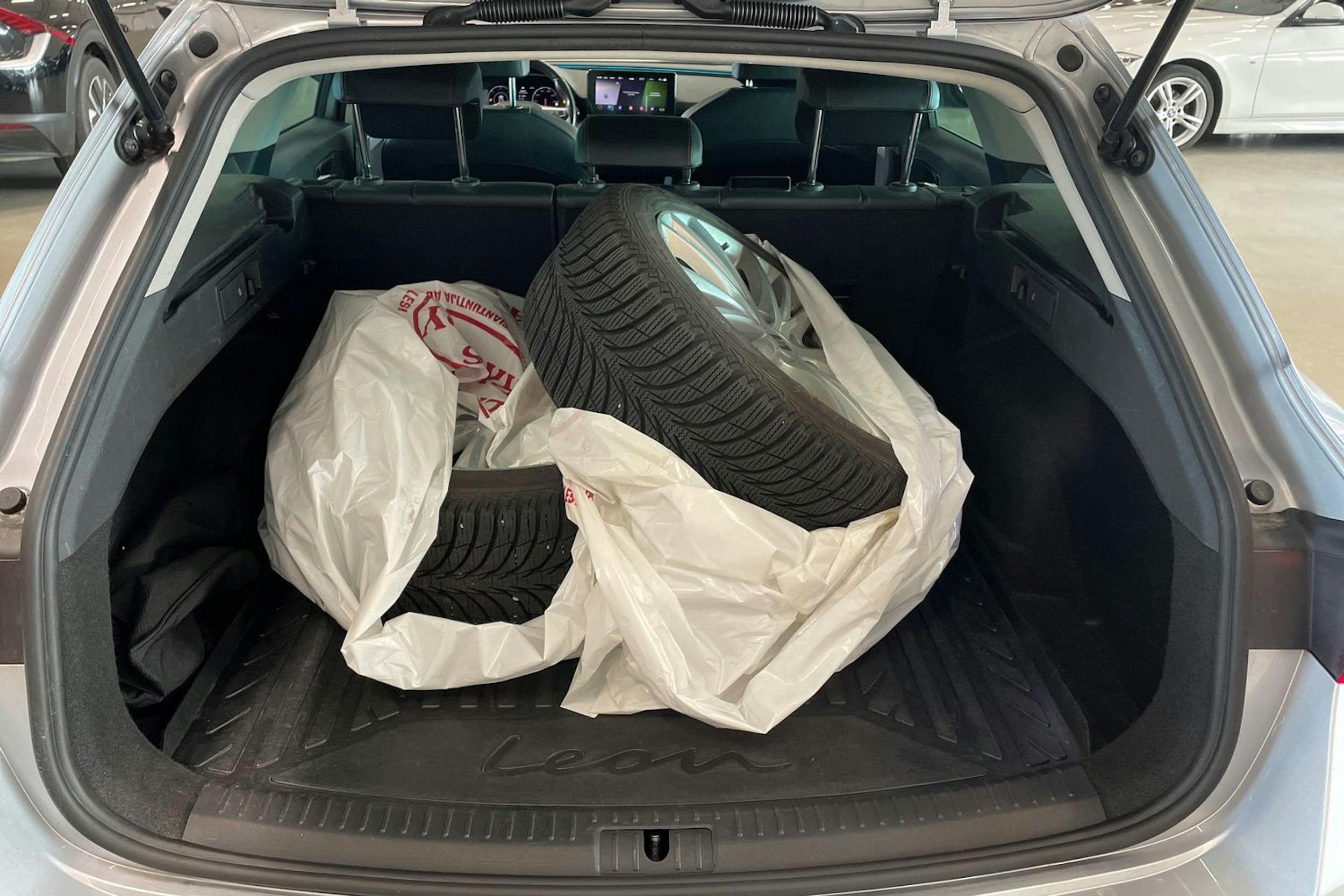hopea SEAT Leon Sportstourer 2021 kuva 14.