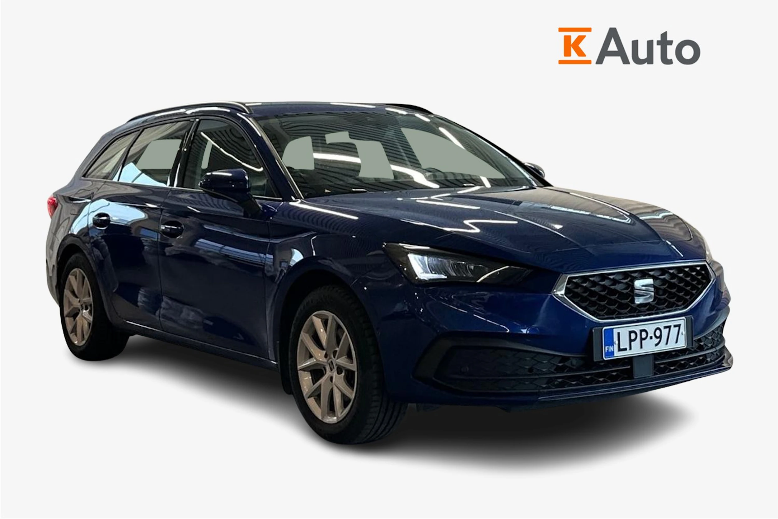 sininen SEAT Leon Sportstourer 2021 kuva 1.