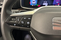 musta SEAT Leon Sportstourer 2021 kuva 17.