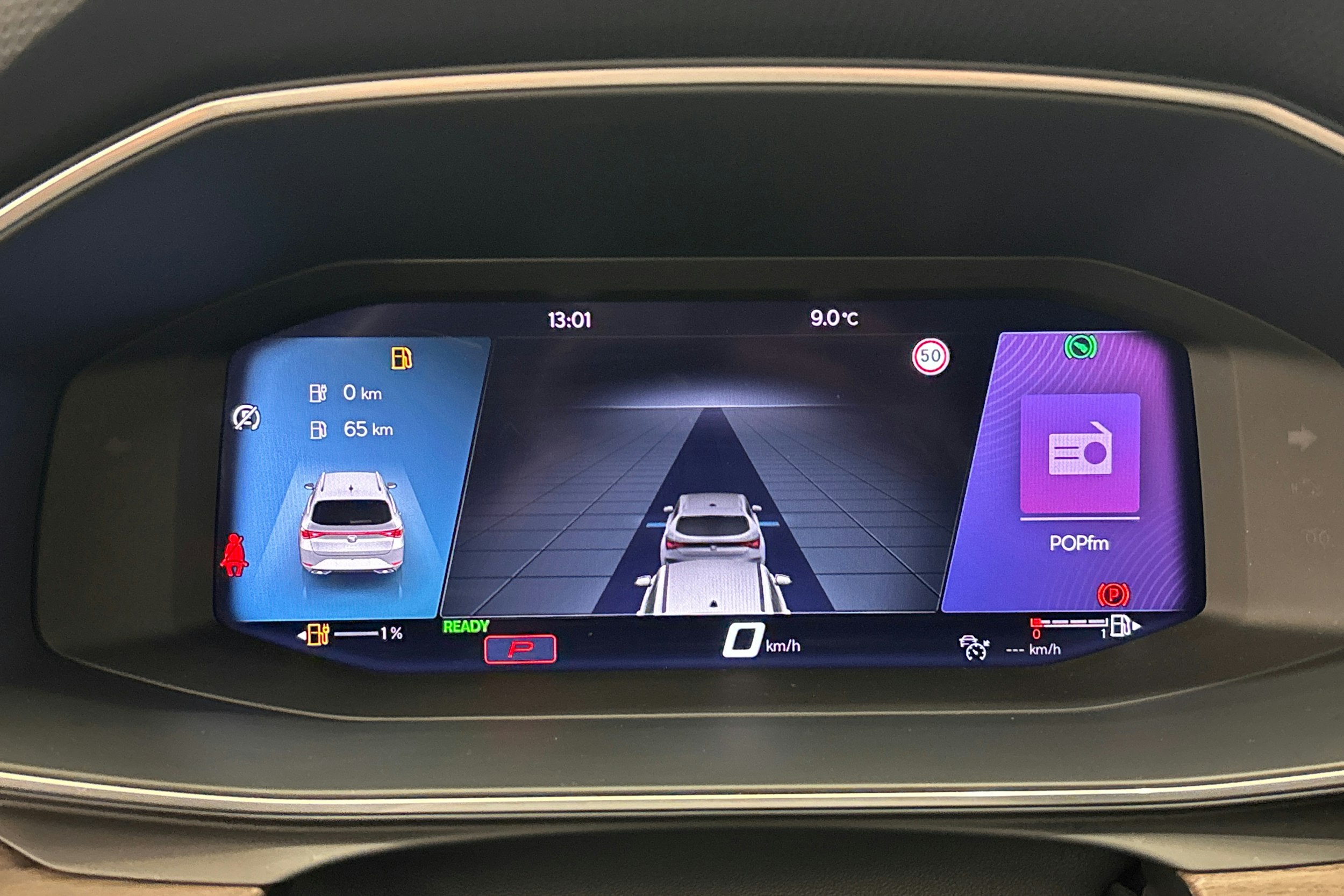 musta SEAT Leon Sportstourer 2021 kuva 19.