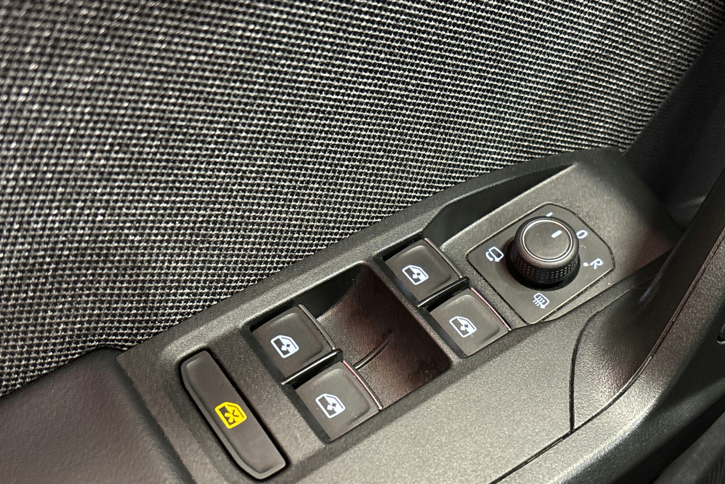 musta SEAT Leon Sportstourer 2021 kuva 26.