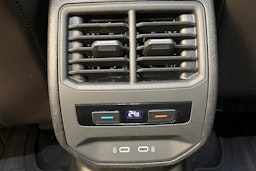 musta SEAT Leon Sportstourer 2021 kuva 30.