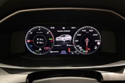 valkoinen SEAT Leon Sportstourer 2021 kuva 15.