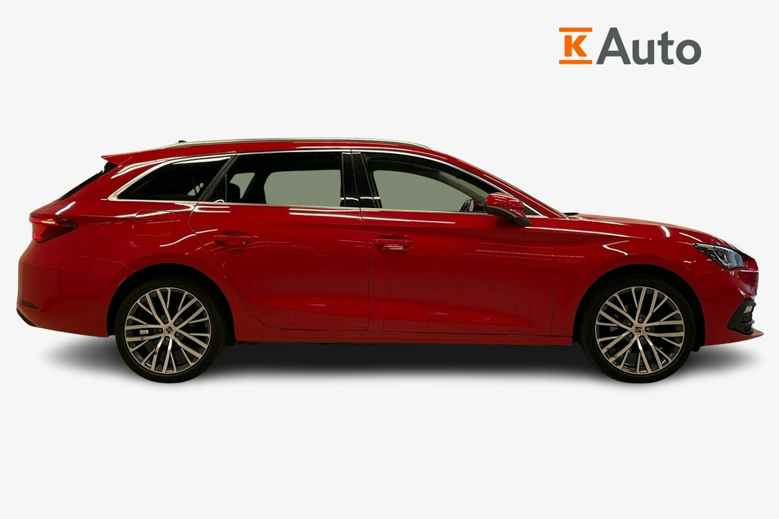 Punainen SEAT LEON SPORTSTOURER 2021 kuva 6.