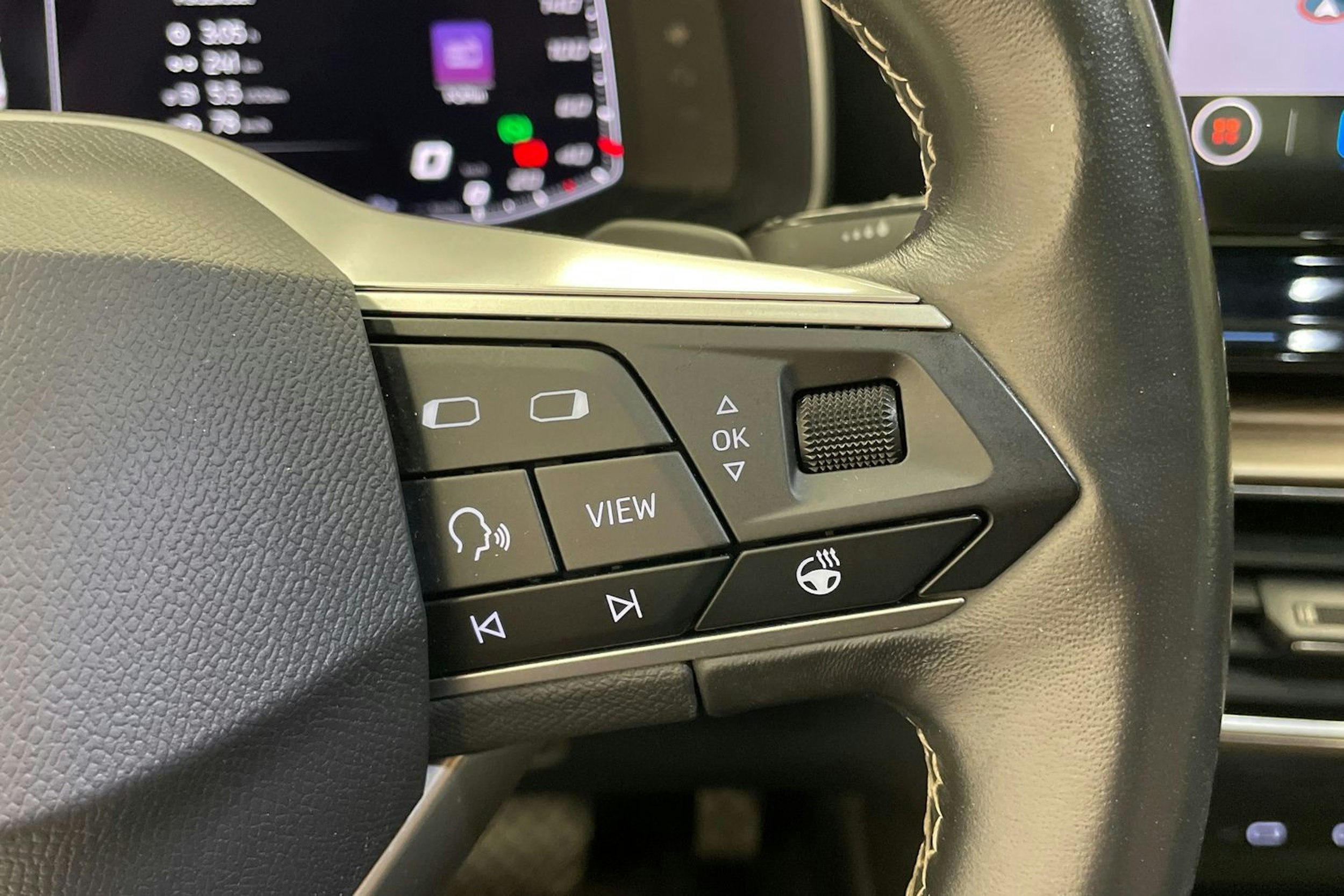 Punainen SEAT LEON SPORTSTOURER 2021 kuva 17.