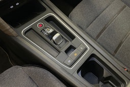 Punainen SEAT LEON SPORTSTOURER 2021 kuva 18.