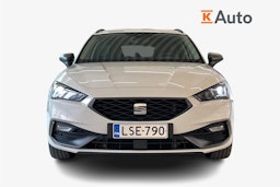 valkoinen SEAT Leon Sportstourer 2021 kuva 5.