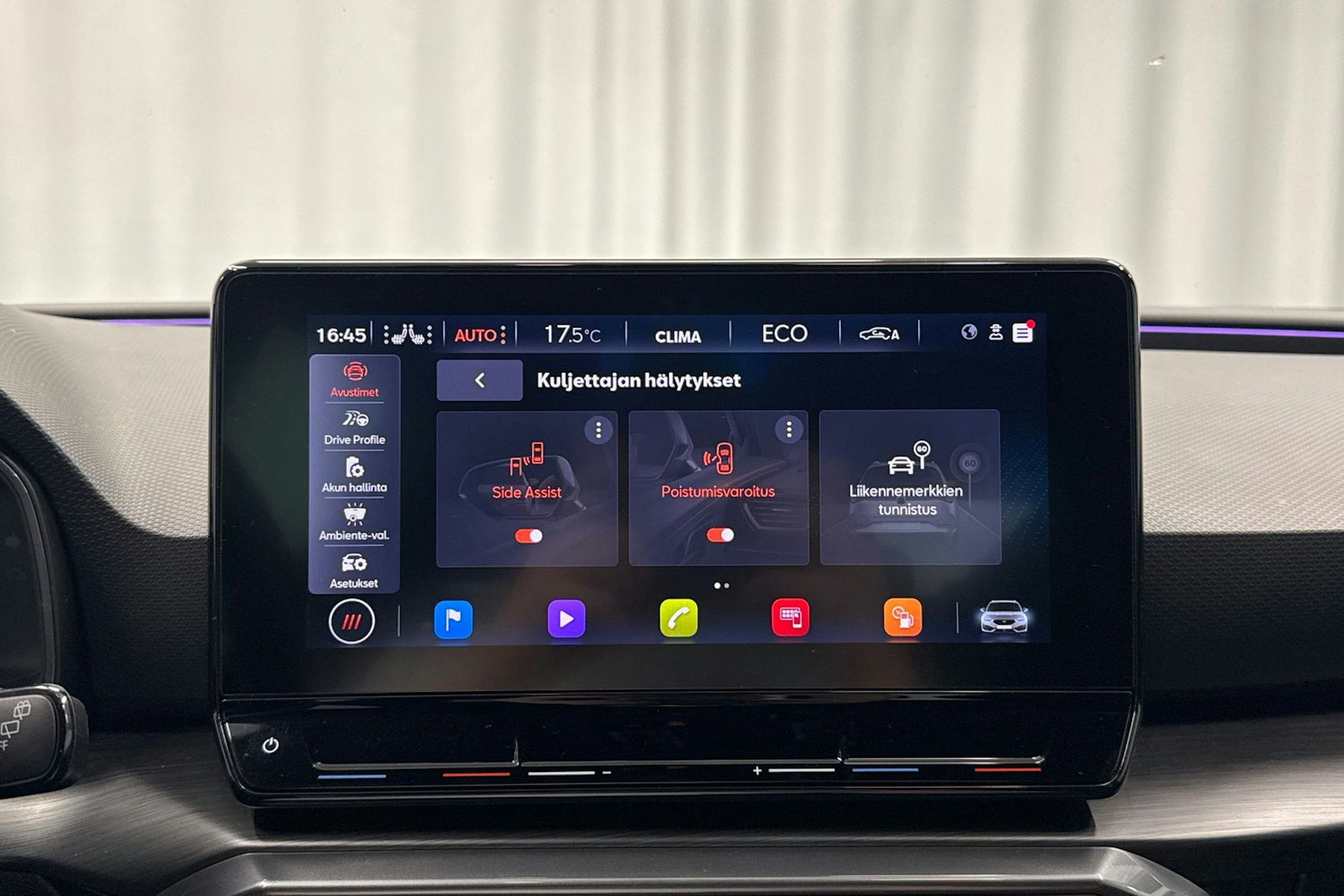 harmaa SEAT Leon Sportstourer 2021 kuva 23.