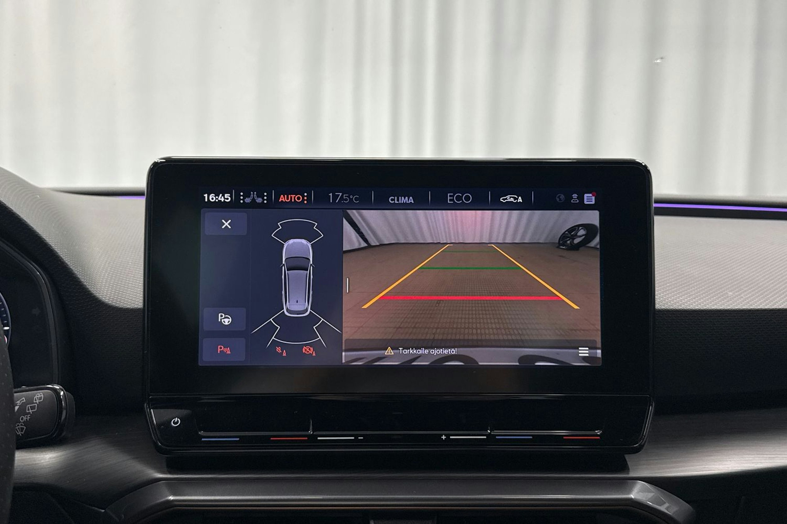 harmaa SEAT Leon Sportstourer 2021 kuva 27.