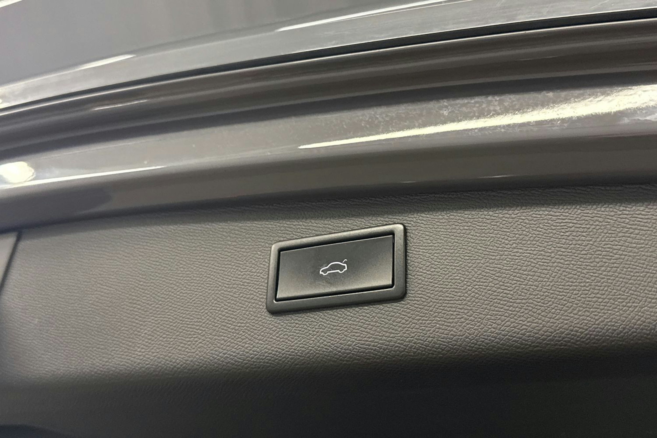 harmaa SEAT Leon Sportstourer 2021 kuva 33.