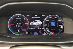 valkoinen SEAT Leon Sportstourer 2021 kuva 23.