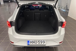 met. valkoinen SEAT Leon Sportstourer 2021 kuva 11.