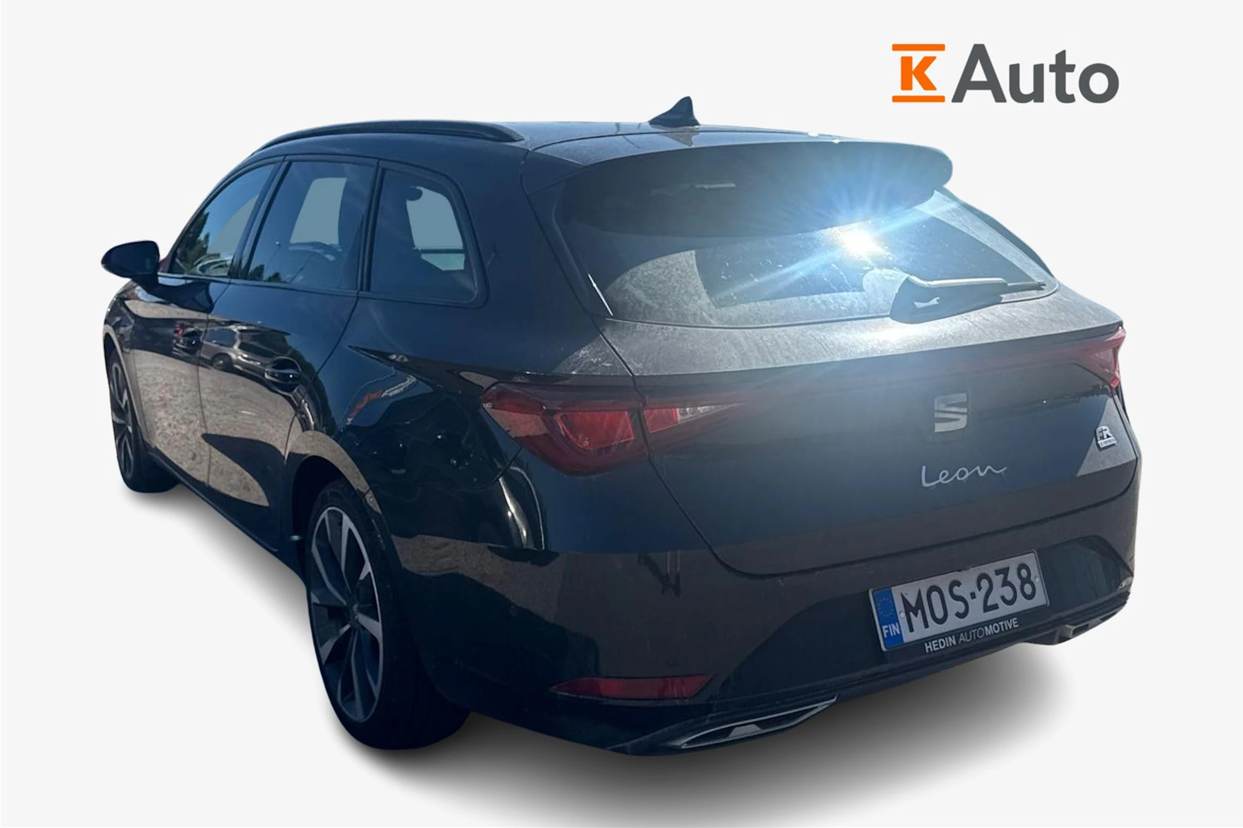 Musta SEAT LEON SPORTSTOURER 2021 kuva 2.