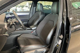 Musta SEAT LEON SPORTSTOURER 2021 kuva 11.