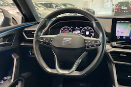 Musta SEAT LEON SPORTSTOURER 2021 kuva 12.