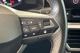 Musta SEAT LEON SPORTSTOURER 2021 kuva 14.