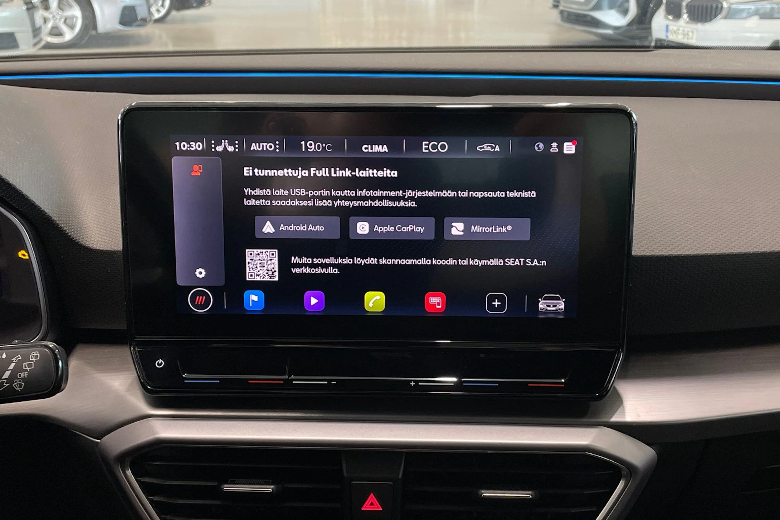 Musta SEAT LEON SPORTSTOURER 2021 kuva 18.