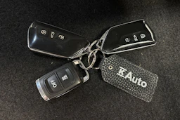 harmaa SEAT Leon Sportstourer 2021 kuva 21.