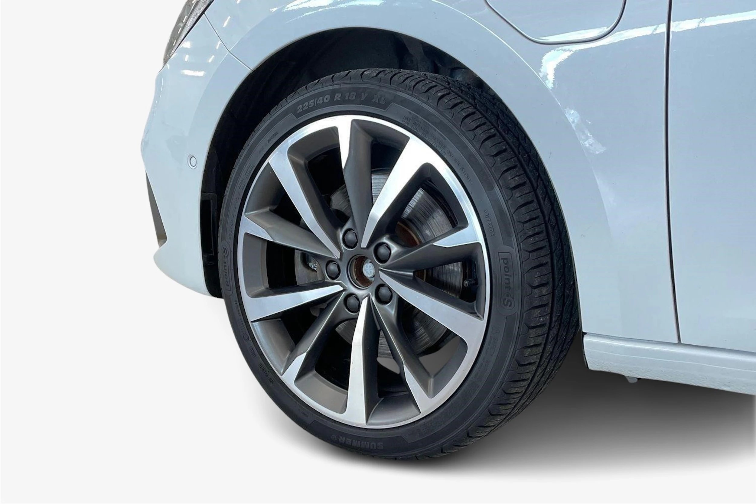 valkoinen SEAT Leon Sportstourer 2021 kuva 9.