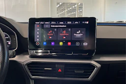 valkoinen SEAT Leon Sportstourer 2021 kuva 25.