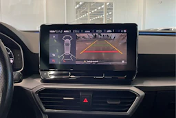 valkoinen SEAT Leon Sportstourer 2021 kuva 29.
