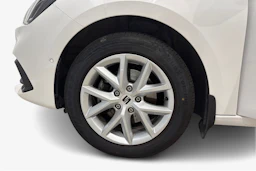 valkoinen SEAT Leon Sportstourer 2022 kuva 9.