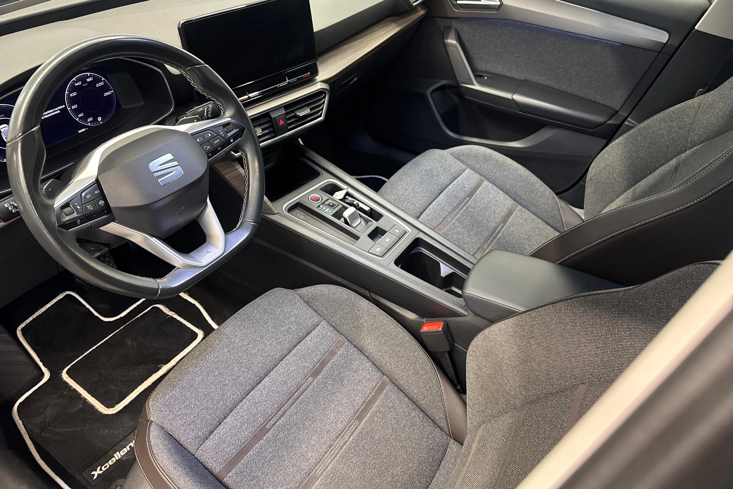 hopea SEAT Leon Sportstourer 2021 kuva 6.