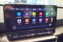 Sininen SEAT LEON SPORTSTOURER 2021 kuva 20.