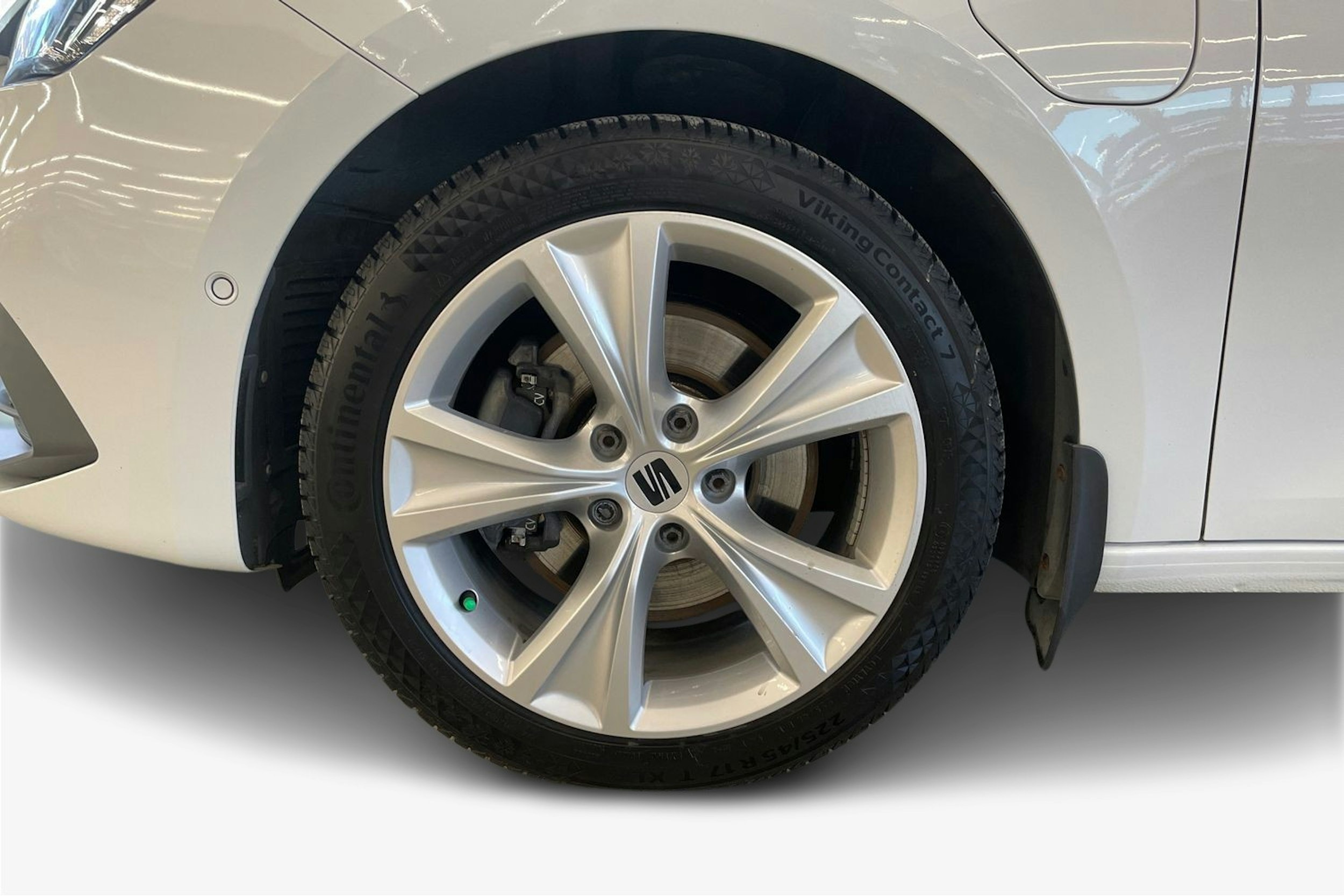 Valkoinen SEAT LEON SPORTSTOURER 2021 kuva 11.