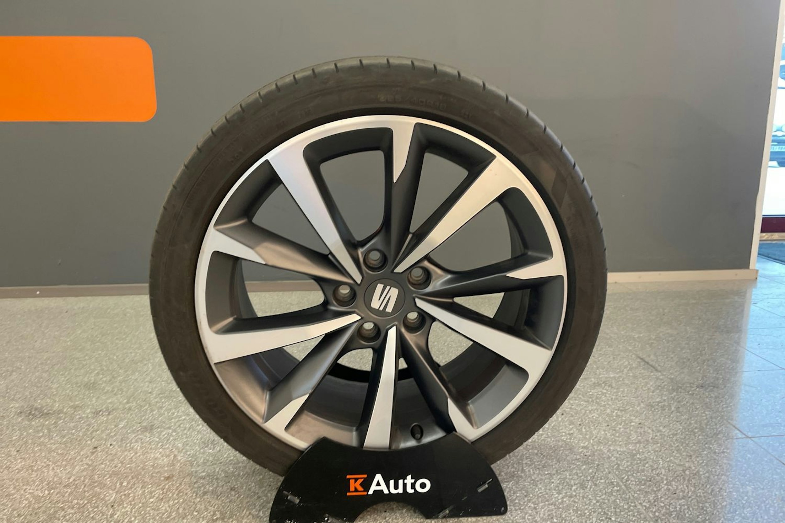 Valkoinen SEAT LEON SPORTSTOURER 2021 kuva 13.