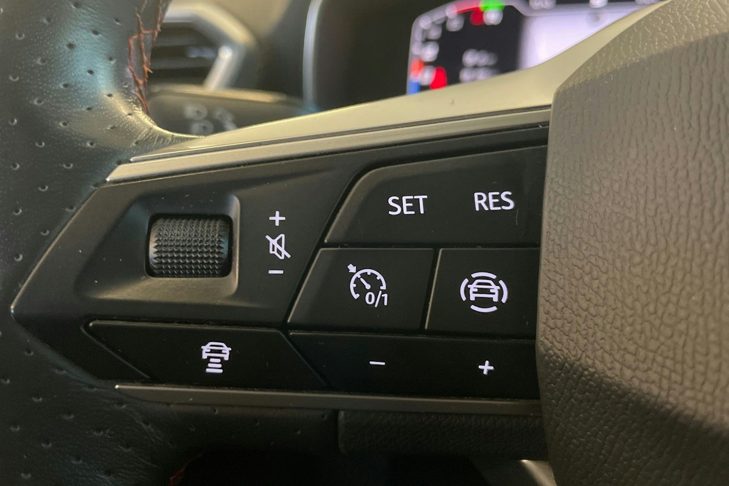 Valkoinen SEAT LEON SPORTSTOURER 2021 kuva 18.