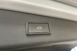 Valkoinen SEAT LEON SPORTSTOURER 2021 kuva 26.