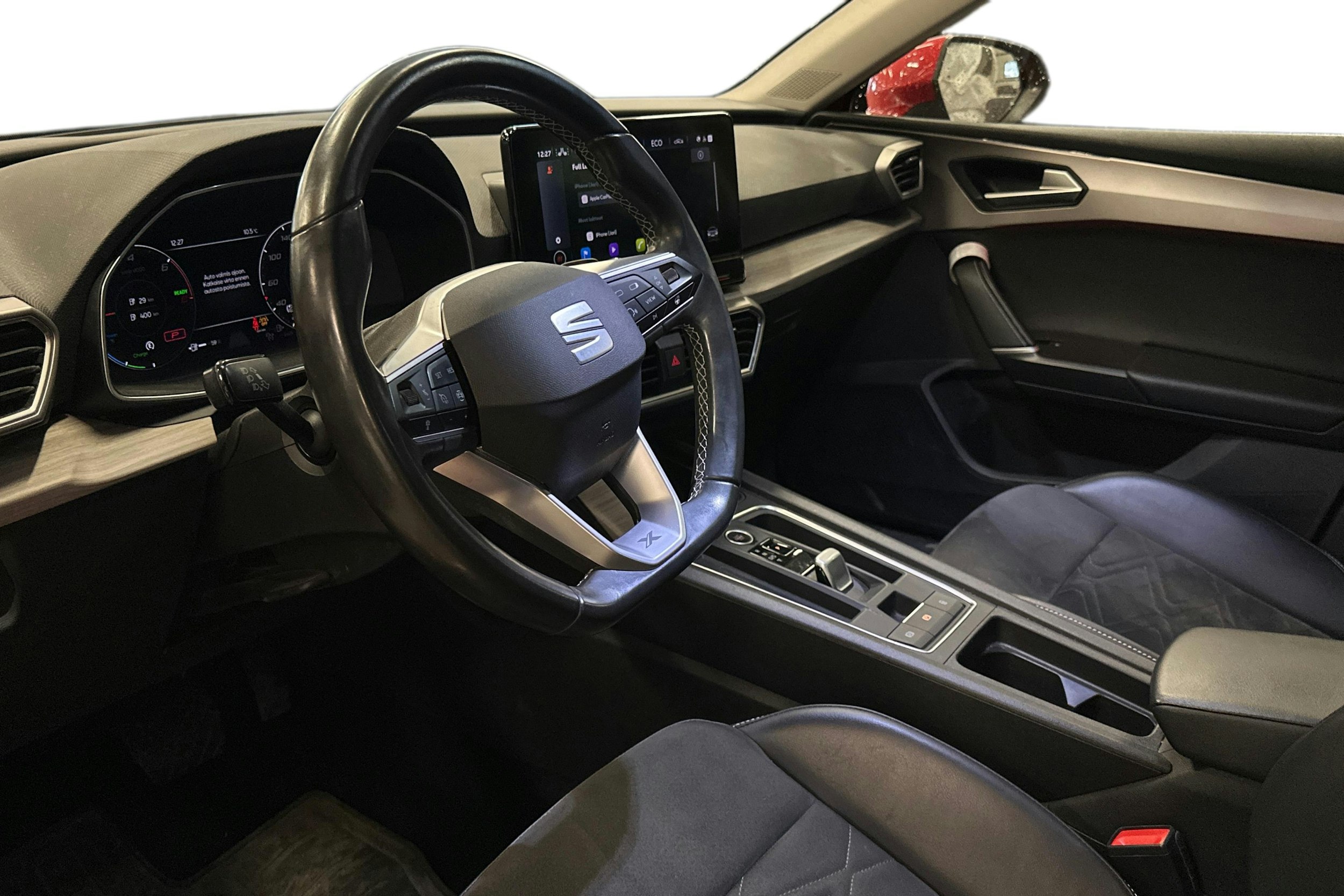 punainen SEAT Leon Sportstourer 2021 kuva 3.