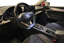 punainen SEAT Leon Sportstourer 2021 kuva 3.