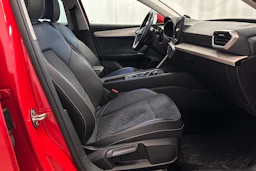 punainen SEAT Leon Sportstourer 2021 kuva 10.