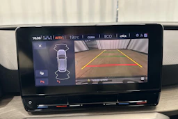 punainen SEAT Leon Sportstourer 2021 kuva 19.