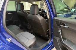 sininen SEAT Leon Sportstourer 2021 kuva 15.