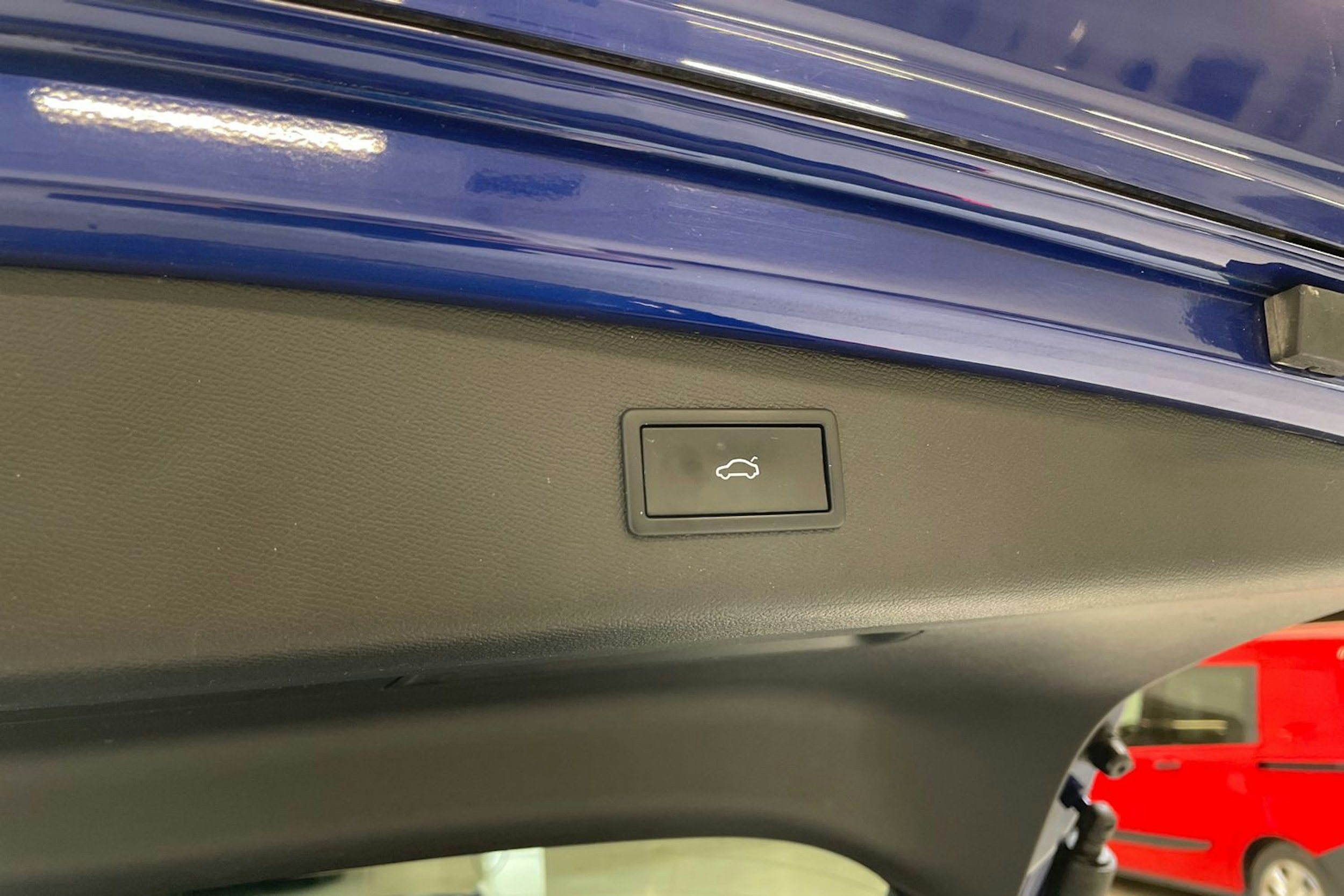 sininen SEAT Leon Sportstourer 2021 kuva 20.