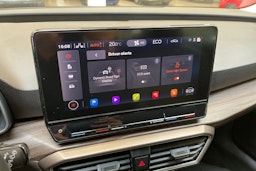 sininen SEAT Leon Sportstourer 2021 kuva 29.