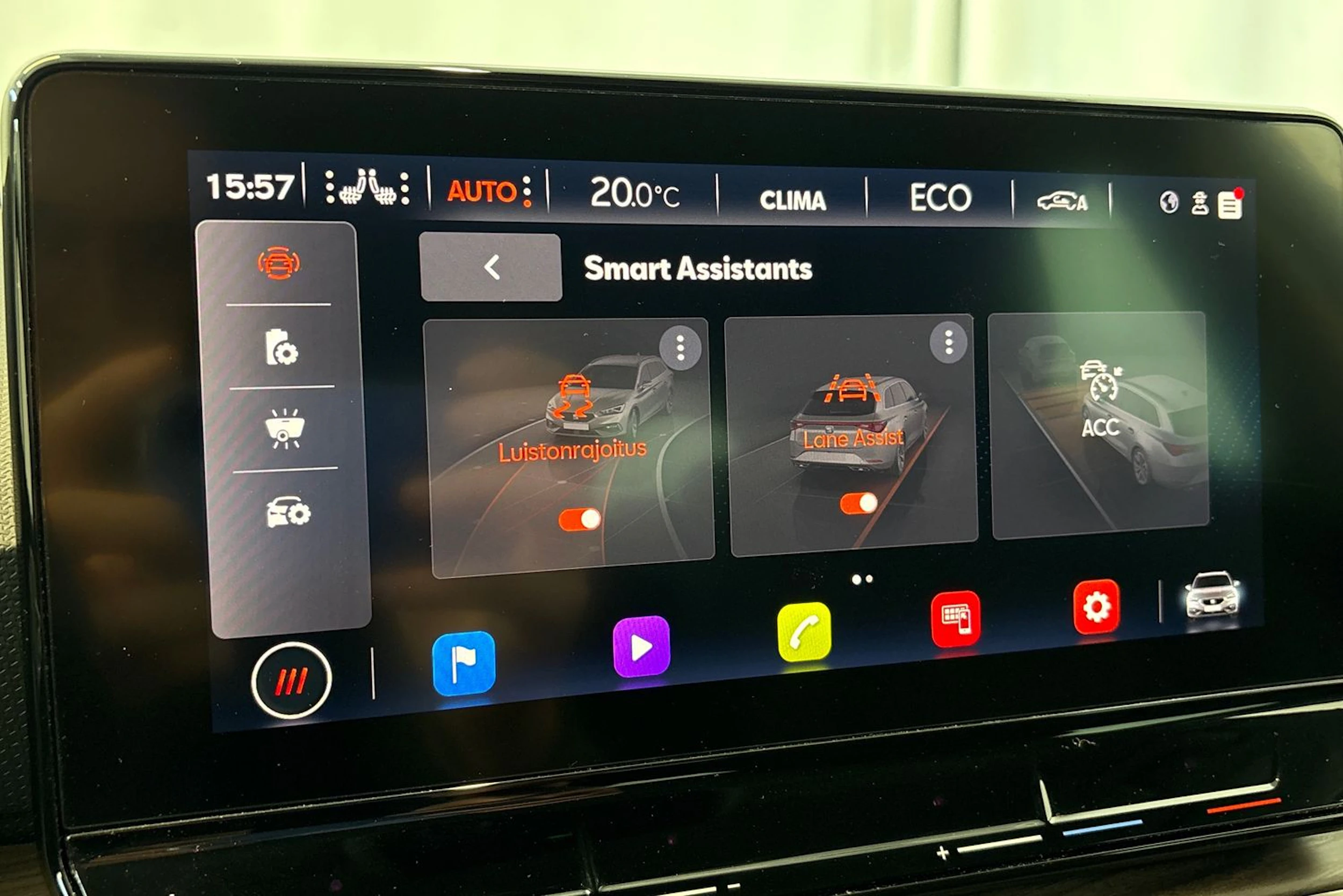 musta SEAT Leon Sportstourer 2021 kuva 26.