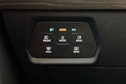 musta SEAT Leon Sportstourer 2021 kuva 33.