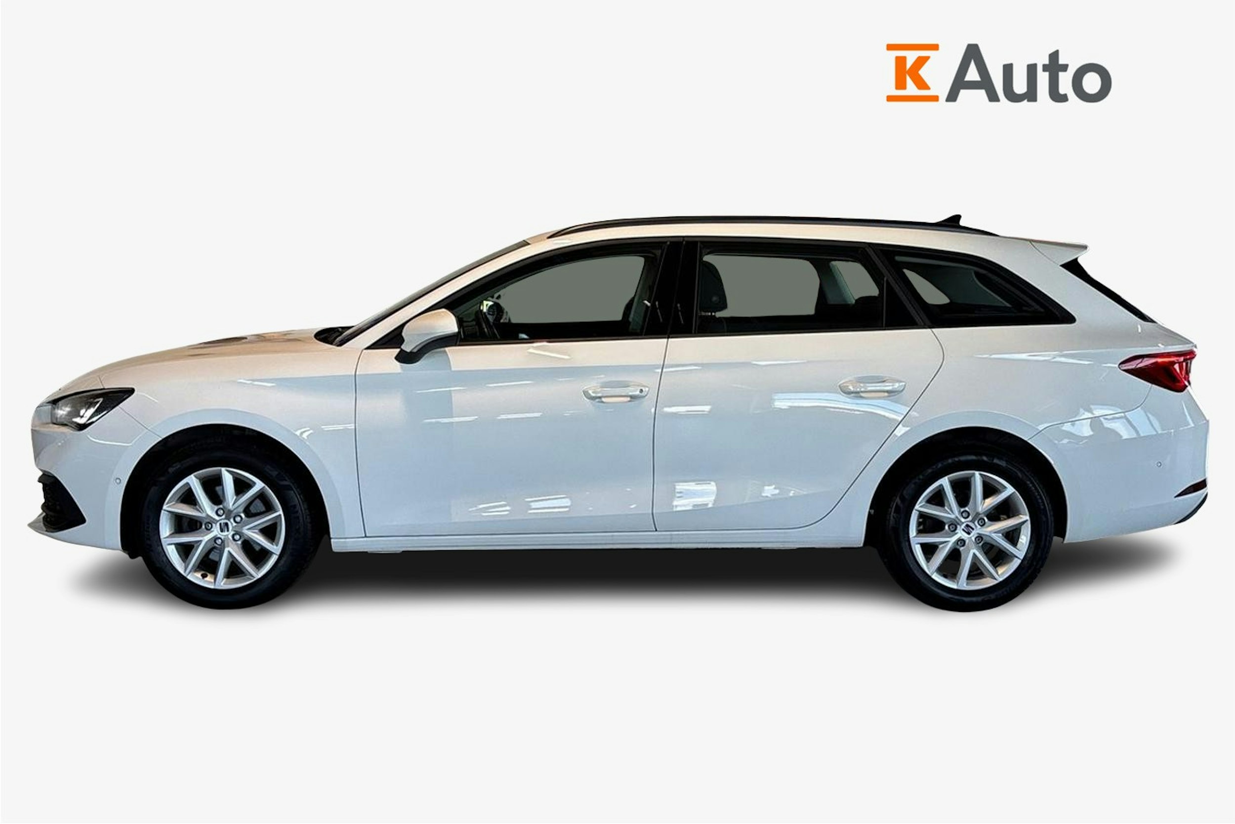 Valkoinen SEAT LEON SPORTSTOURER 2021 kuva 6.