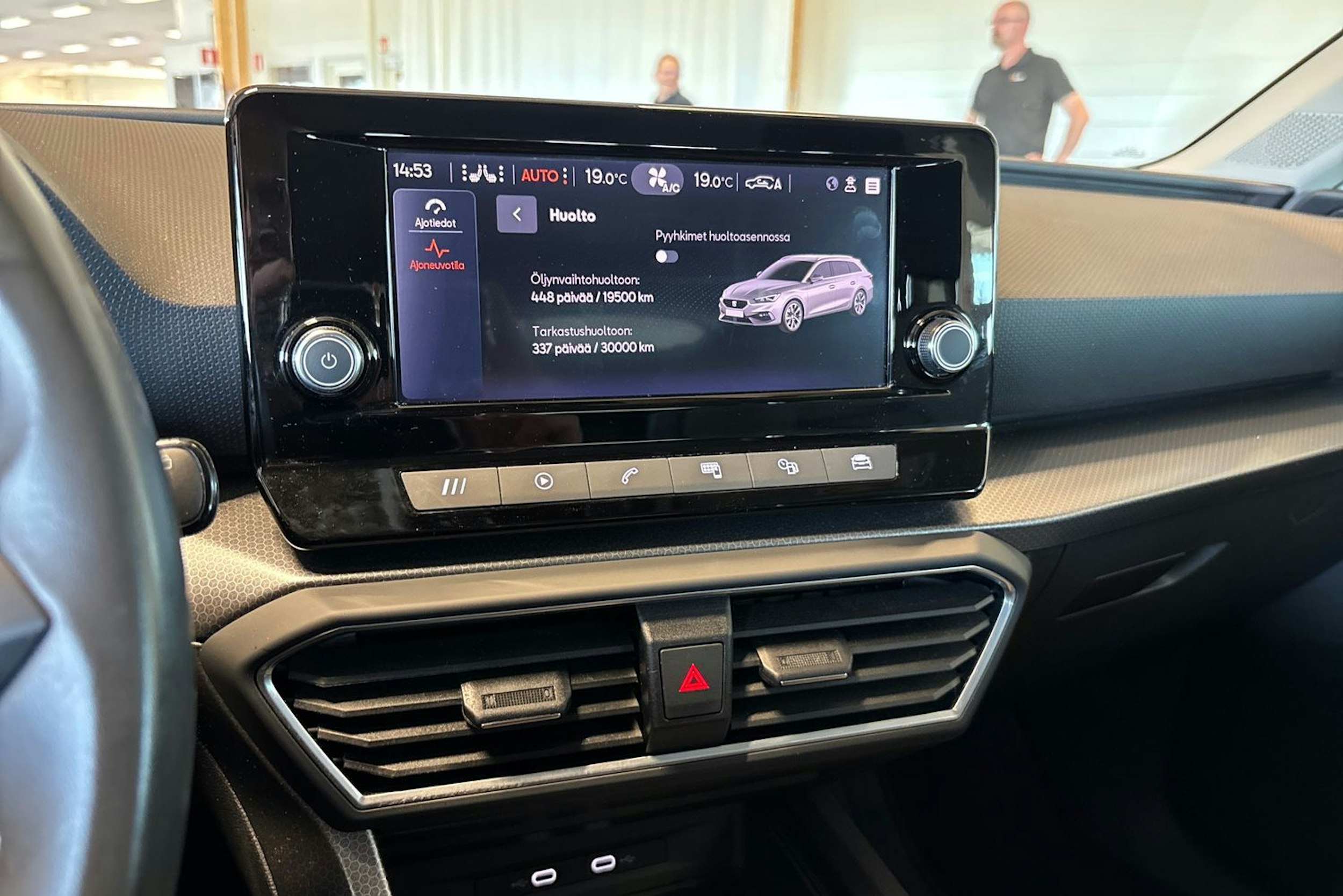 Valkoinen SEAT LEON SPORTSTOURER 2021 kuva 24.