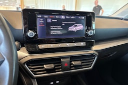 Valkoinen SEAT LEON SPORTSTOURER 2021 kuva 24.