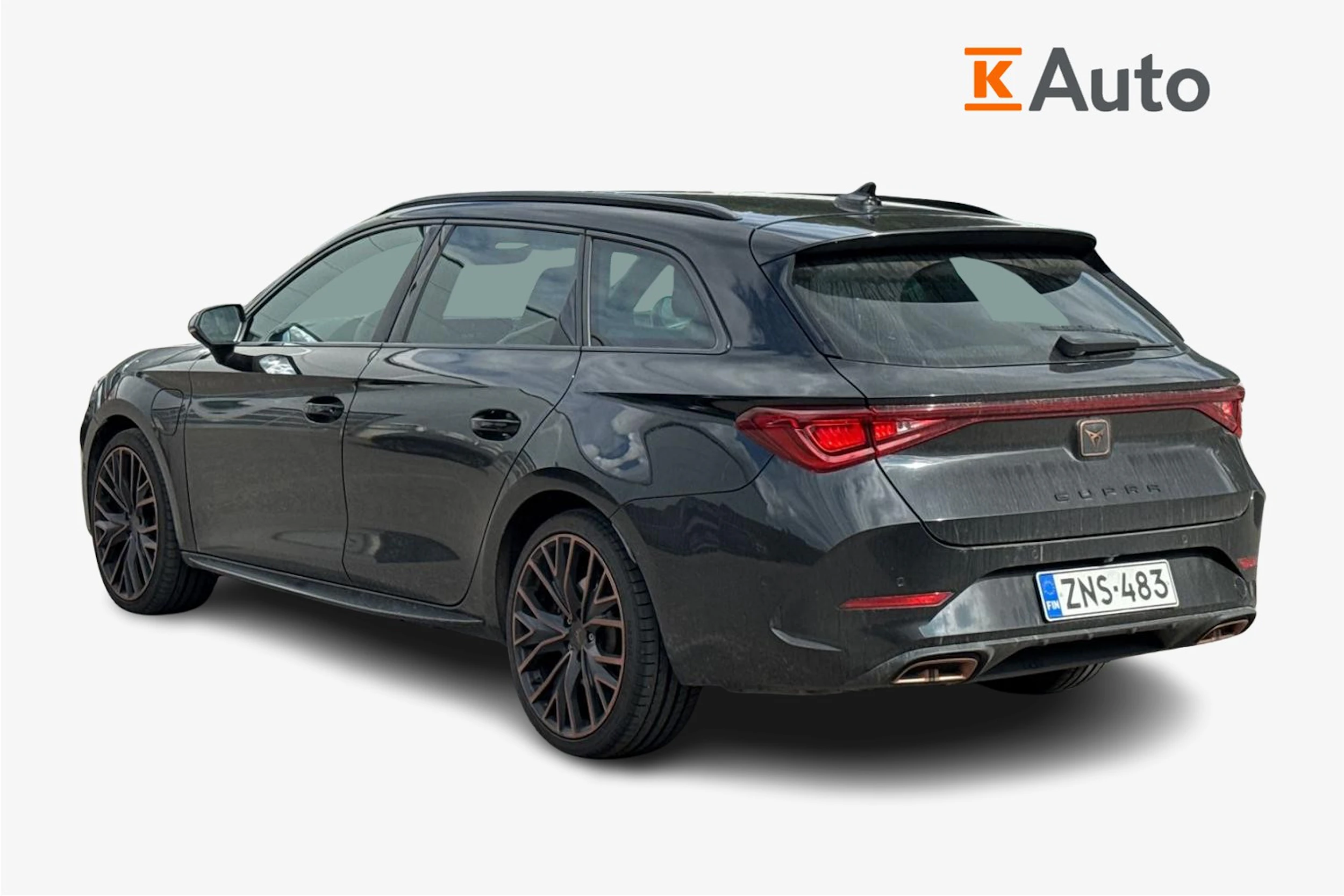musta CUPRA Leon Sportstourer 2021 kuva 2.